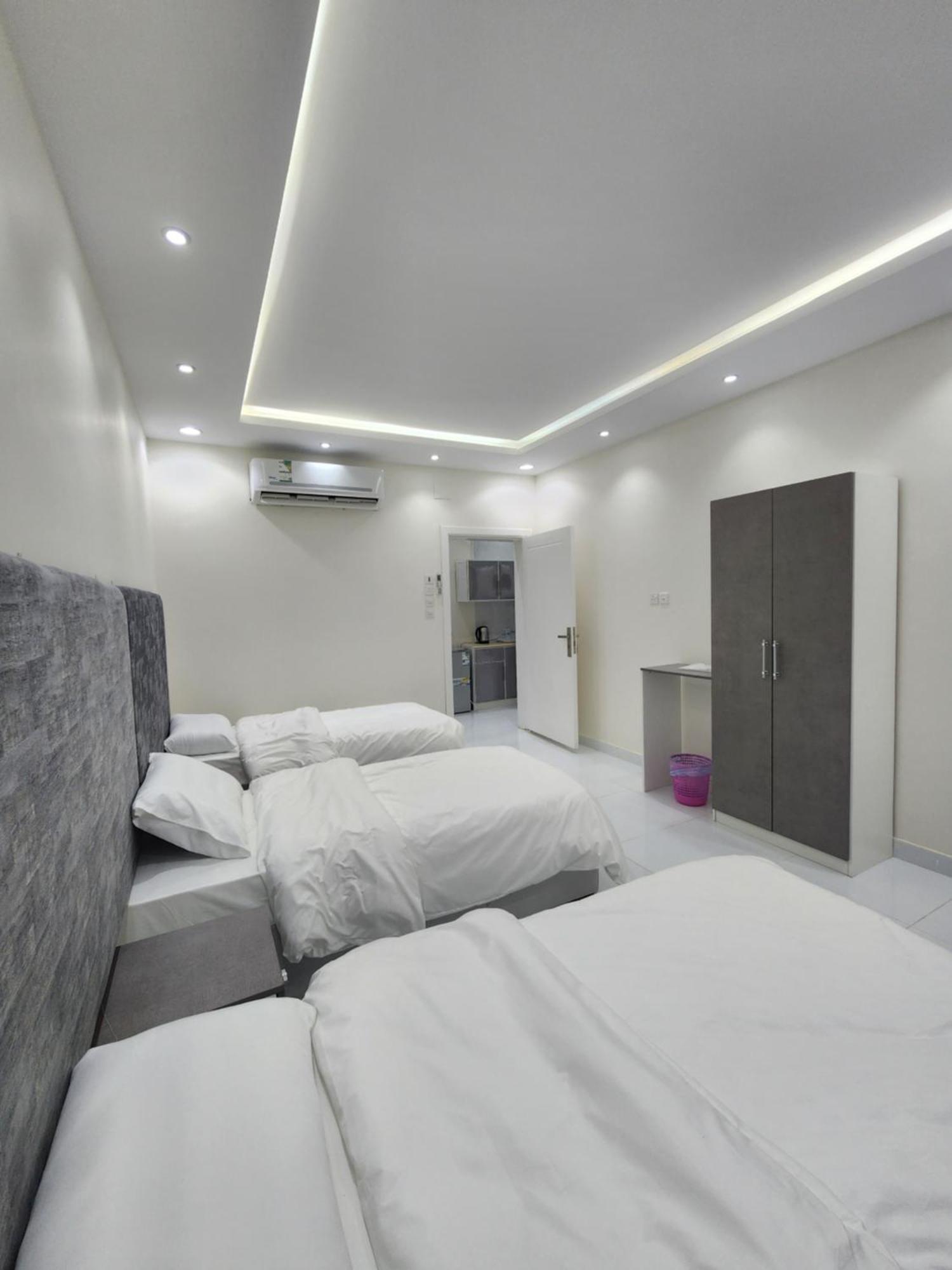 Yaqoot Al Madina Suites Al Awali Exterior foto